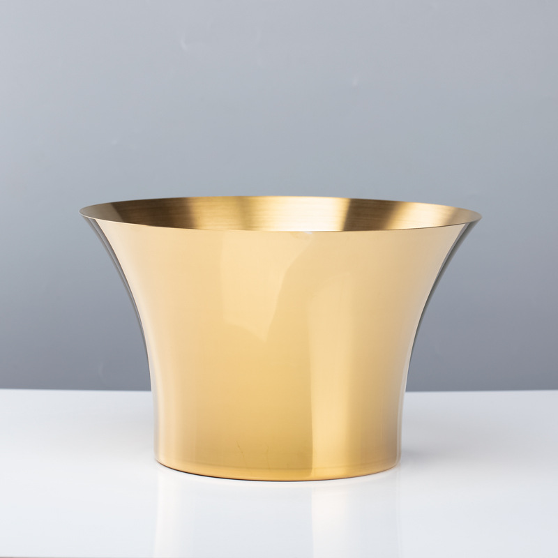Stainless Steel Chilled Beer Beverage Horn Shaped Ice Bucket